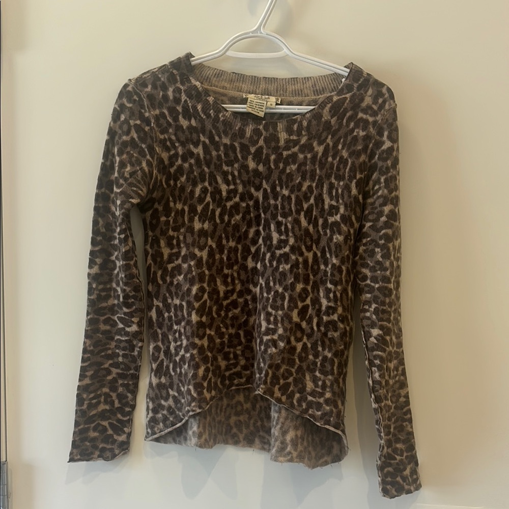 Julie & Jack Leopard Print Cashmere Top